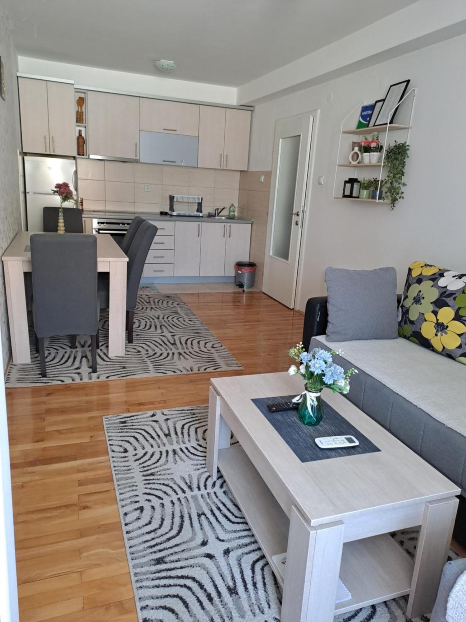 Apartman Park ซวอร์นิก ภายนอก รูปภาพ